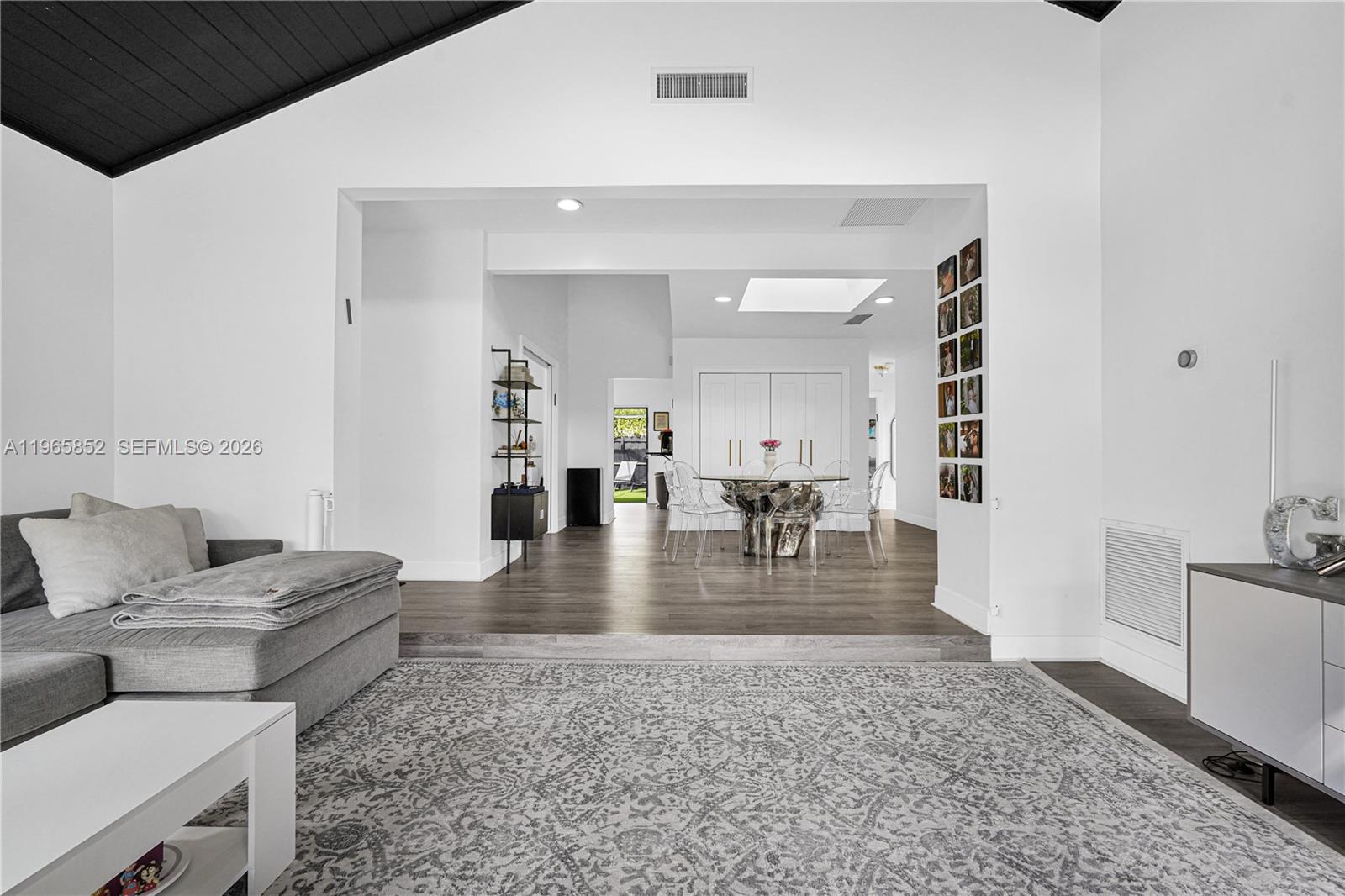 7635 Sierra Terrace West Boca Raton, FL 33433 - Photo 8 of 53 a living room with furniture and a table