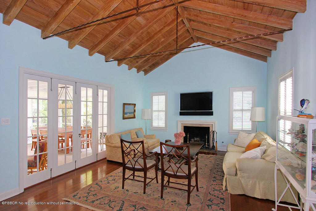 303 Arabian Road Palm Beach, FL 33480 - Photo 3 of 16 Living Room