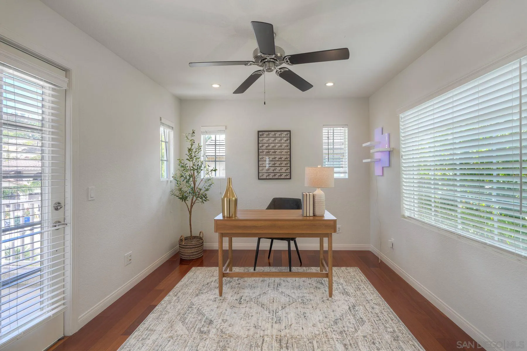 1614 Reflection Street San Marcos, CA 92078 - Photo 22 of 40 a workspace with furniture and window