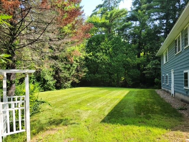 9 Reservoir Road Meredith, NH 03253 - Photo 10 of 10 Gallery Image 10