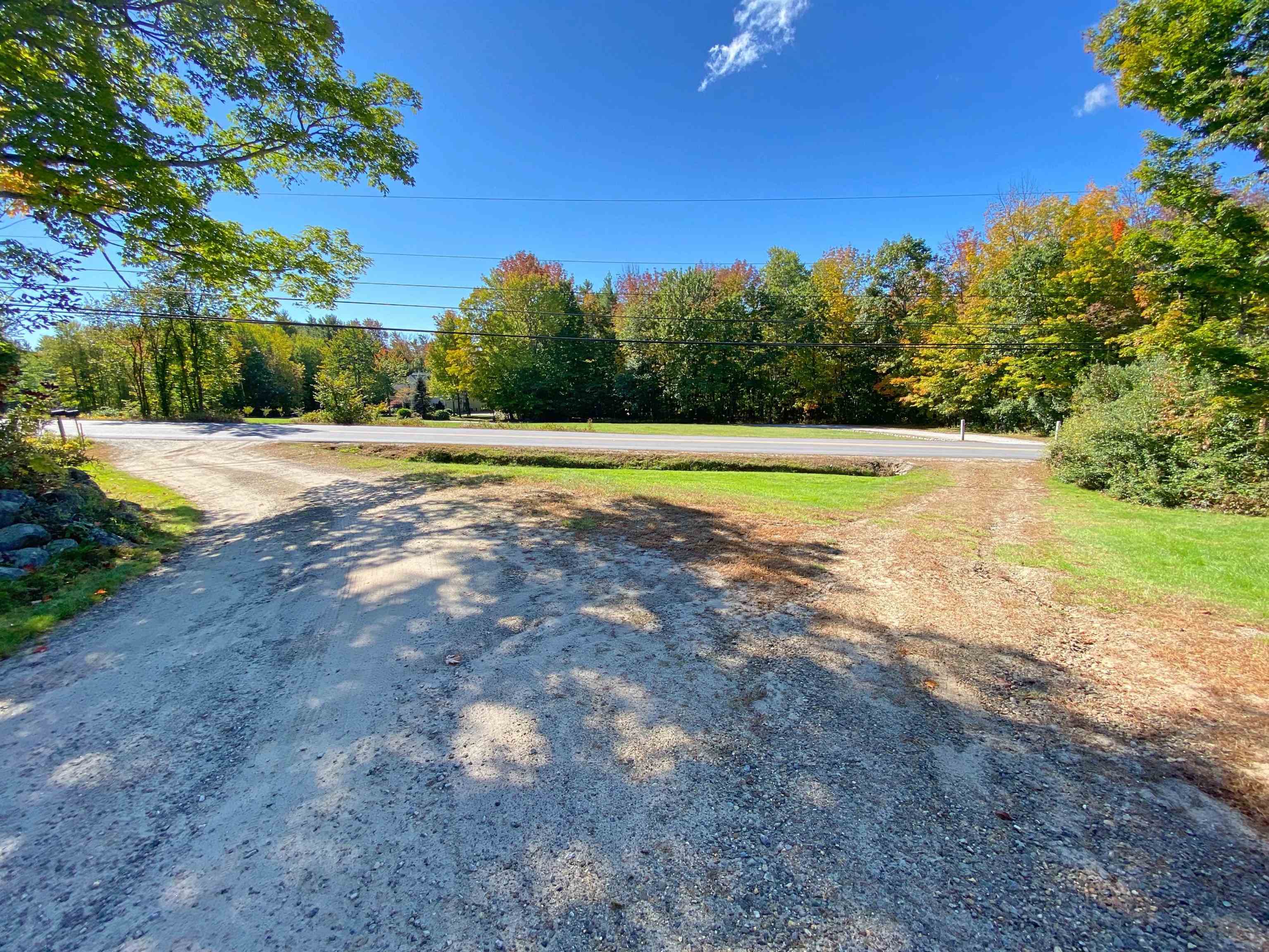 107 Winona Road Meredith, NH 03253 - Photo 4 of 40