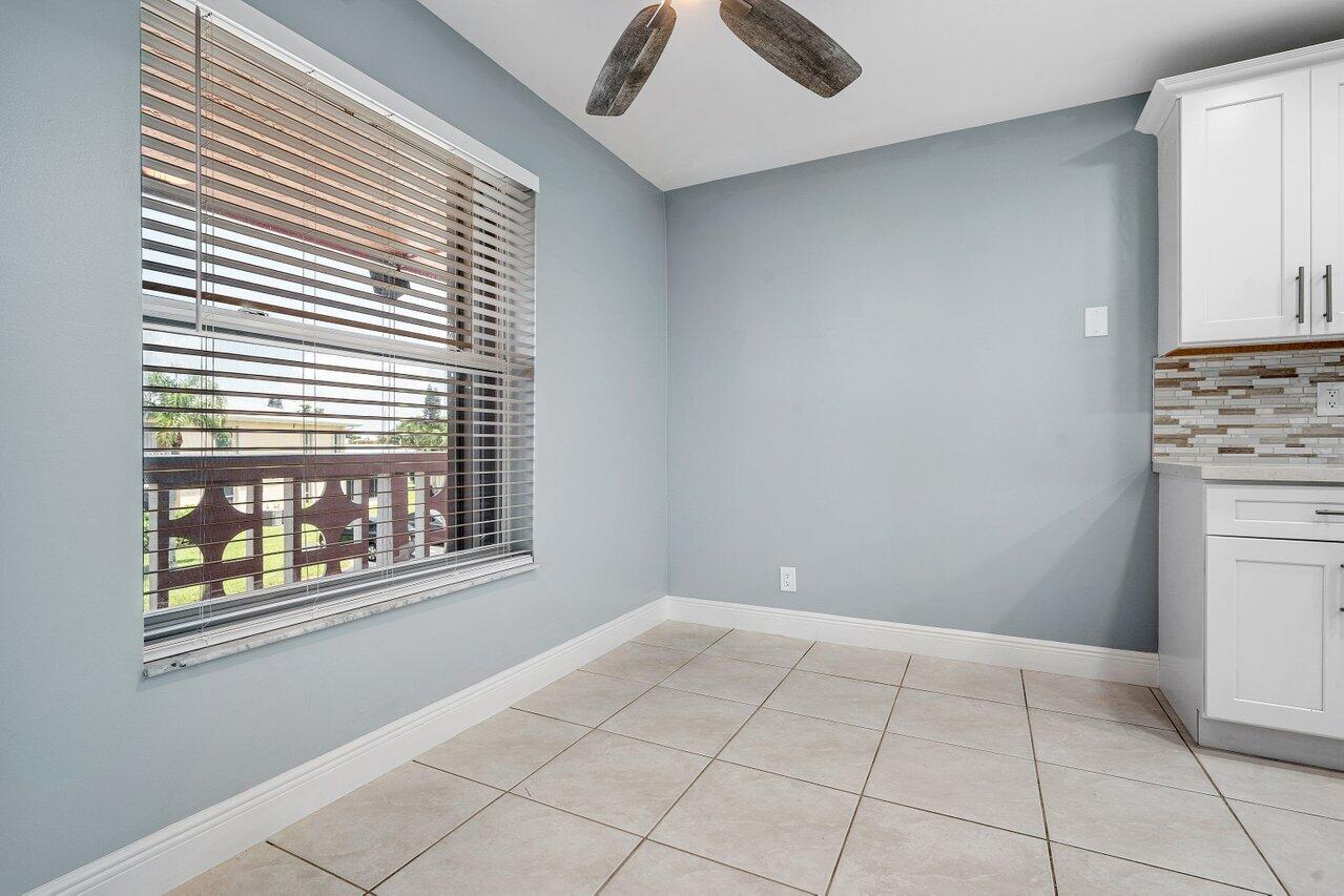 1740 Northwest 19th Terrace, Unit 204 Delray Beach, FL 33445 - Photo 5 of 33 009-1740Northwest19thTerrace-204-DelrayB