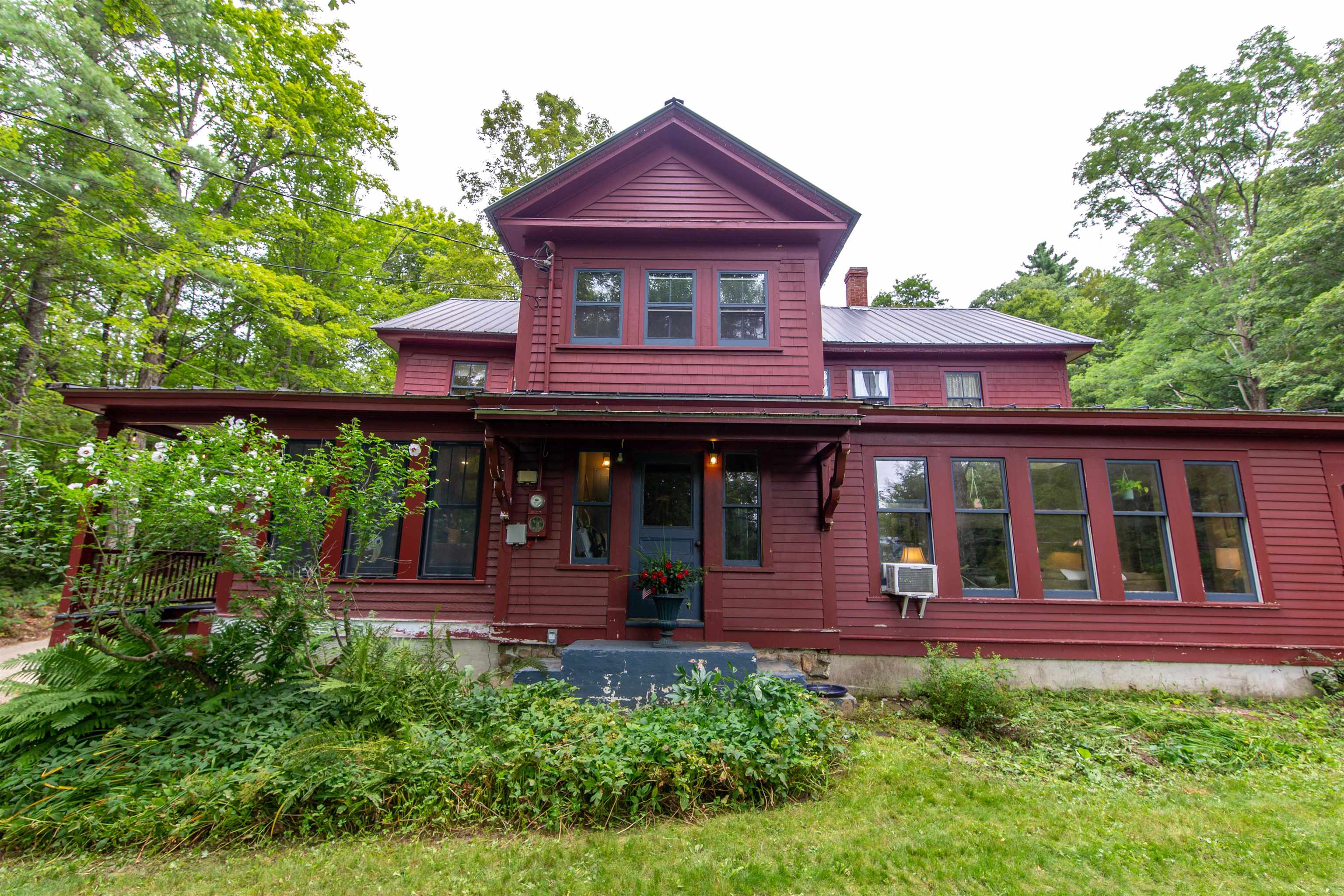 314 Old Mail Road Tamworth, NH 03886 - Photo 5 of 52