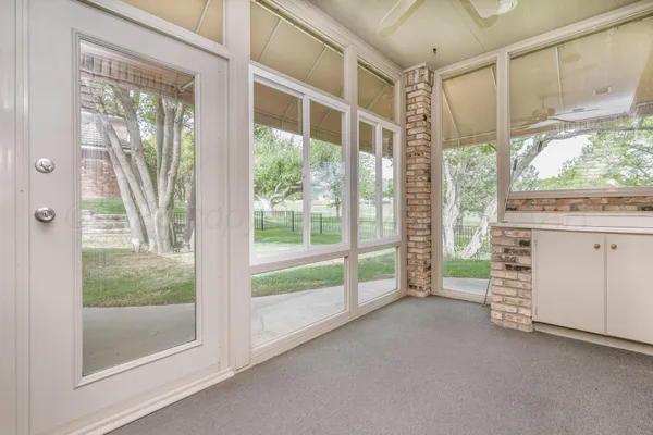 $684,000 | 10 Hogan Drive, Amarillo, TX 79124