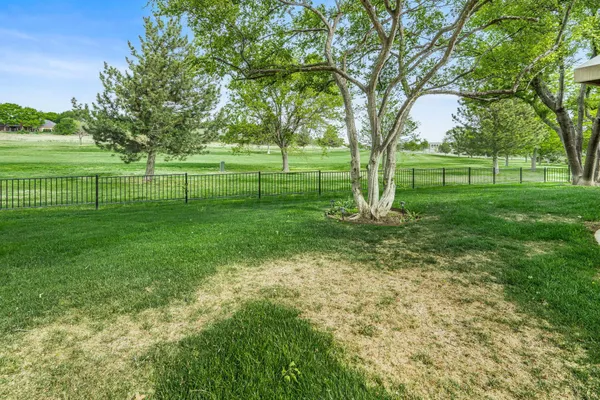 $684,000 | 10 Hogan Drive, Amarillo, TX 79124