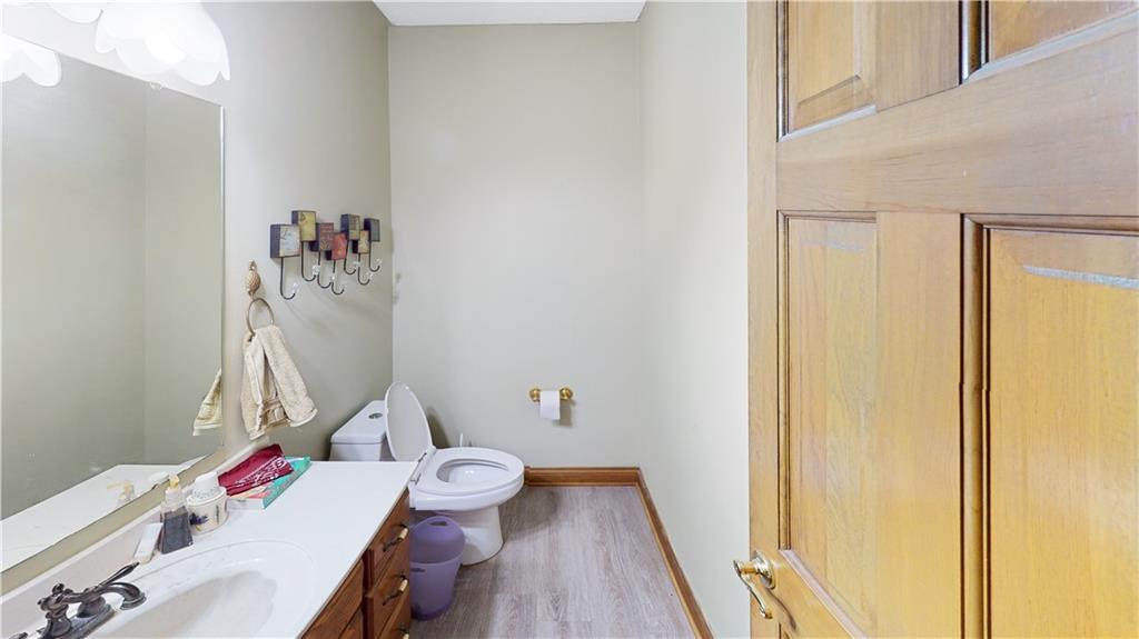 8645 Rahke Road Indianapolis, IN 46217 - Photo 19 of 52 Gallery Image 19