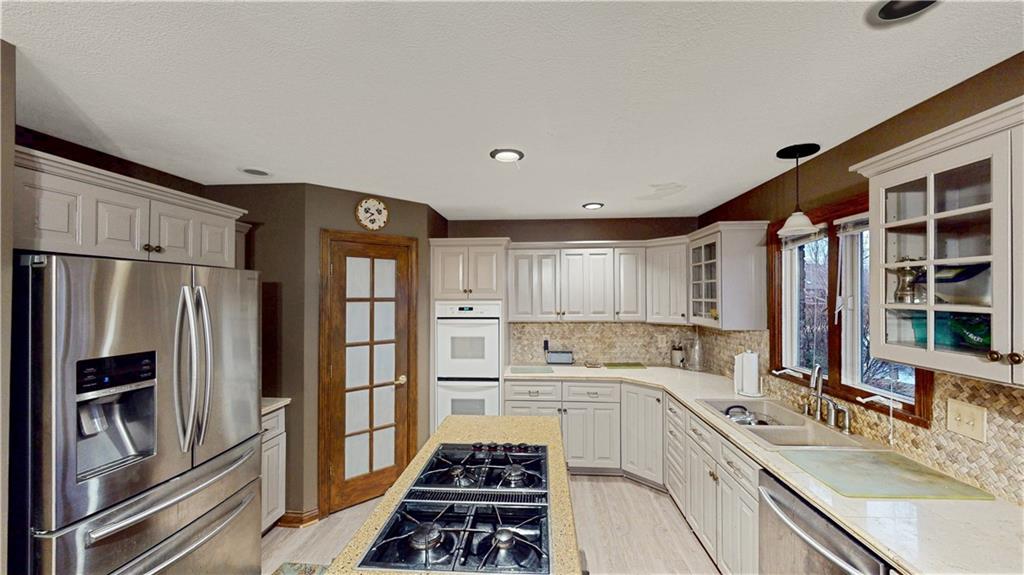 8645 Rahke Road Indianapolis, IN 46217 - Photo 3 of 52 Gallery Image 3