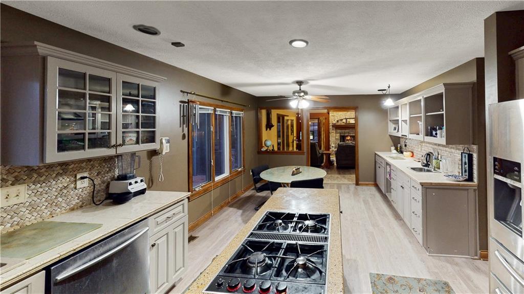 8645 Rahke Road Indianapolis, IN 46217 - Photo 5 of 52 Gallery Image 5
