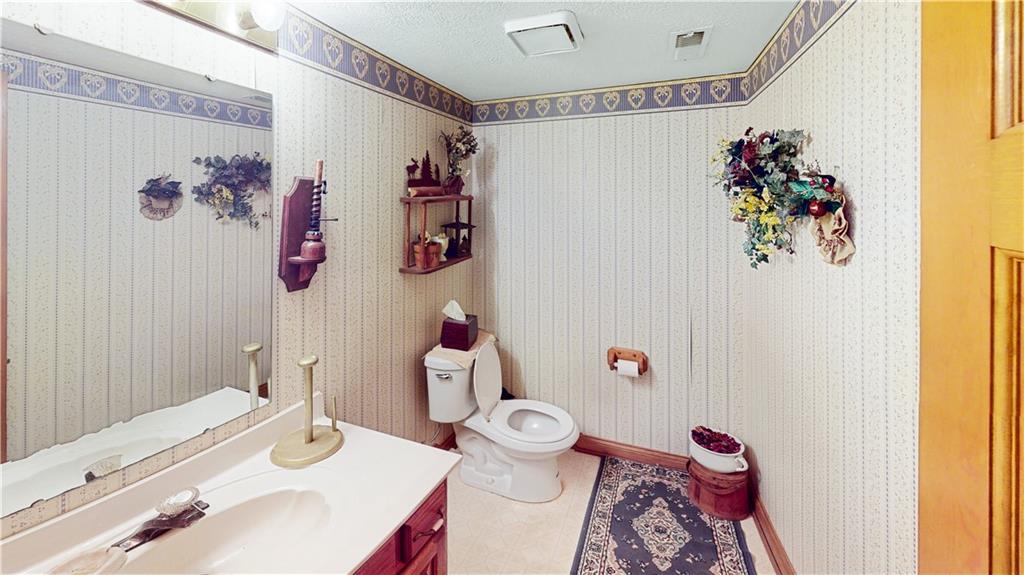 8645 Rahke Road Indianapolis, IN 46217 - Photo 46 of 52 Gallery Image 46