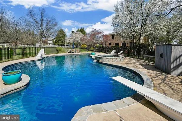 $1,120,000 | 14351 Rosefinch Circle, Leesburg, VA 20176