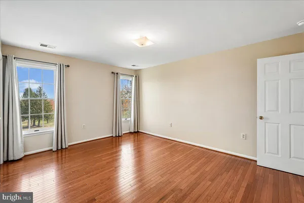 $1,120,000 | 14351 Rosefinch Circle, Leesburg, VA 20176