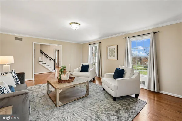 $1,120,000 | 14351 Rosefinch Circle, Leesburg, VA 20176