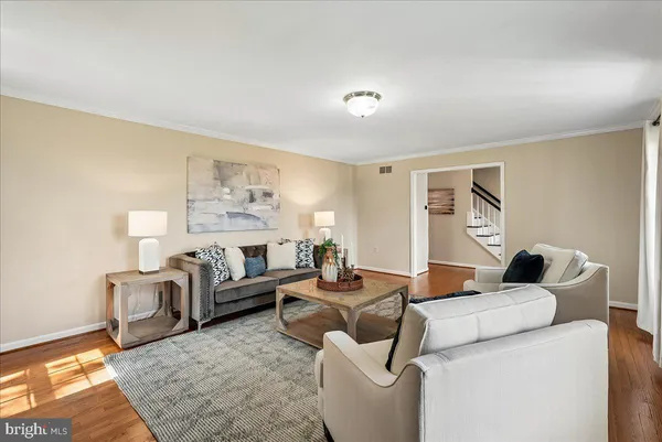 $1,120,000 | 14351 Rosefinch Circle, Leesburg, VA 20176