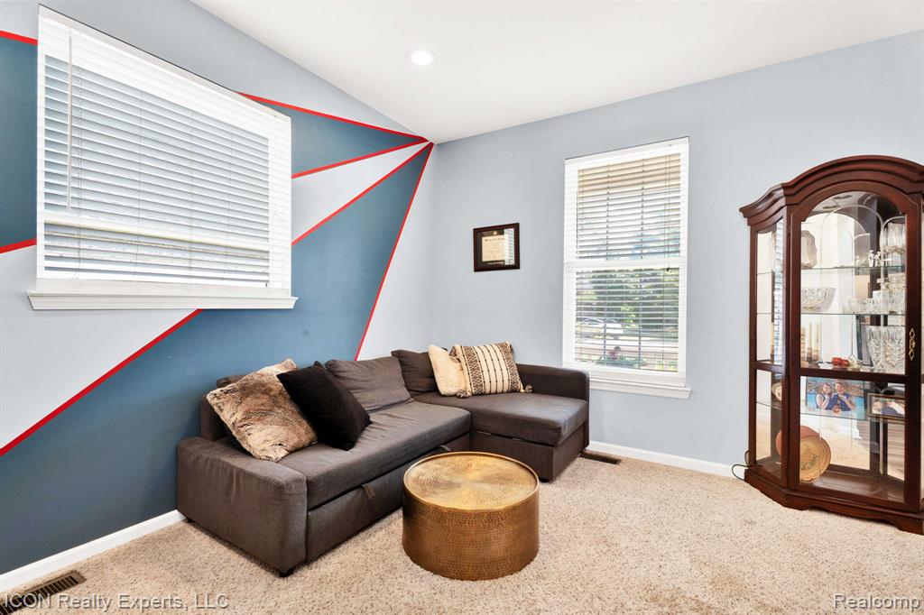 3753 Everett Drive Rochester, MI 48307 - Photo 11 of 82