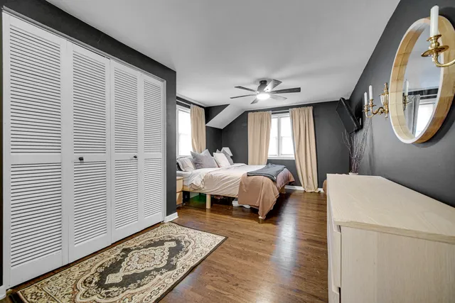 $400,000 | 523 North Cedar Road, New Lenox, IL 60451