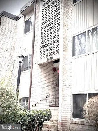 $205,000 | 5202 Crossfield Court, Unit 120, Rockville, MD 20852