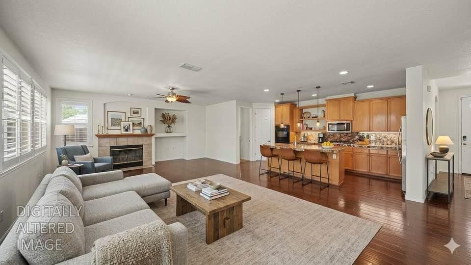 379 John Kamps Way Ripon, CA 95366 - Photo 2 of 44