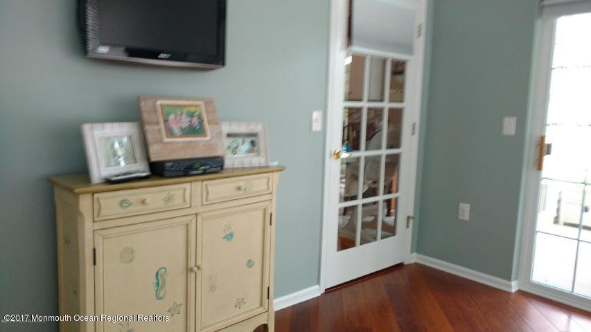 2 Pine Valley Road Jackson, NJ 08527 - Photo 11 of 15 Sunroom