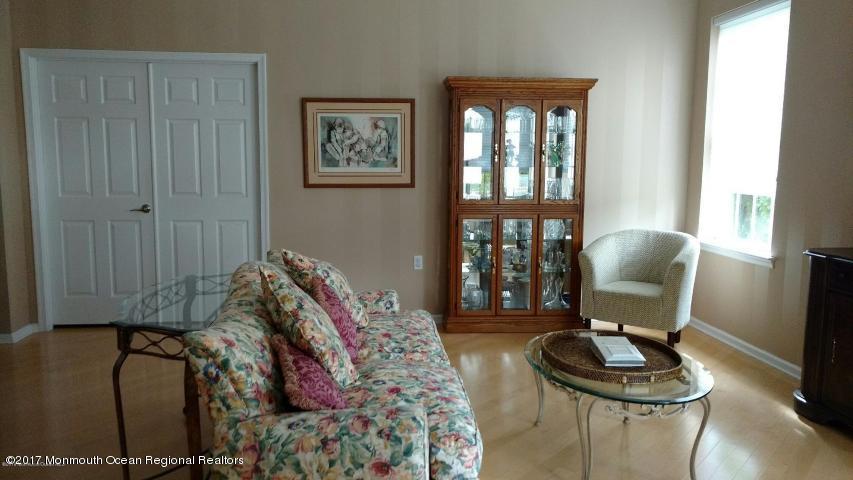 2 Pine Valley Road Jackson, NJ 08527 - Photo 3 of 15 Living Room