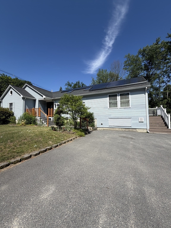 115 Scott Road Fitchburg, MA 01420 - Photo 2 of 27