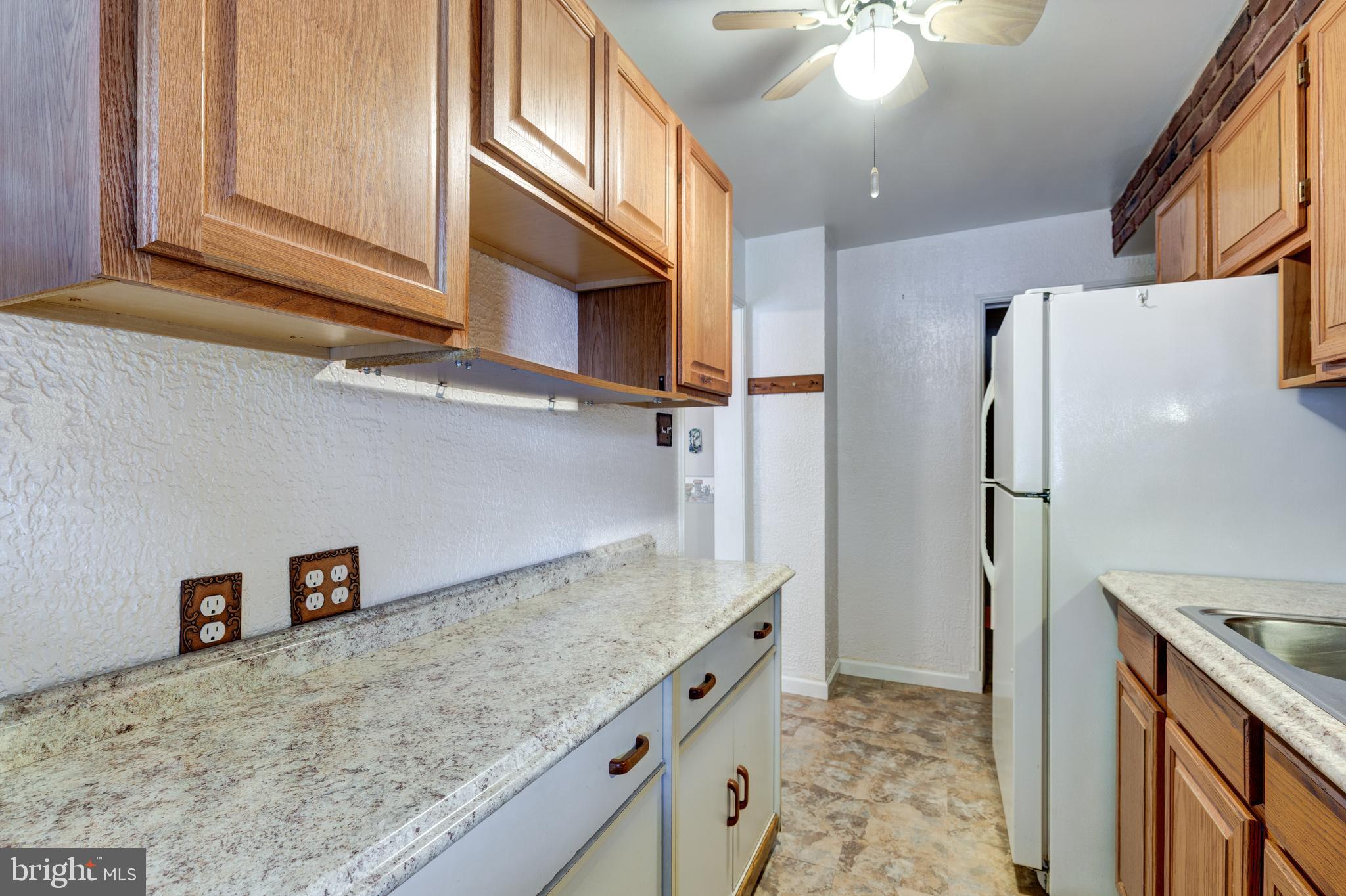 729 Aldworth Road Dundalk, MD 21222 - Photo 14 of 39 Kitchen