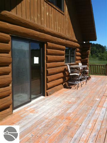 6444 East Harrys Road Traverse City, MI 49684 - Photo 4 of 14 1706687-3.JPG