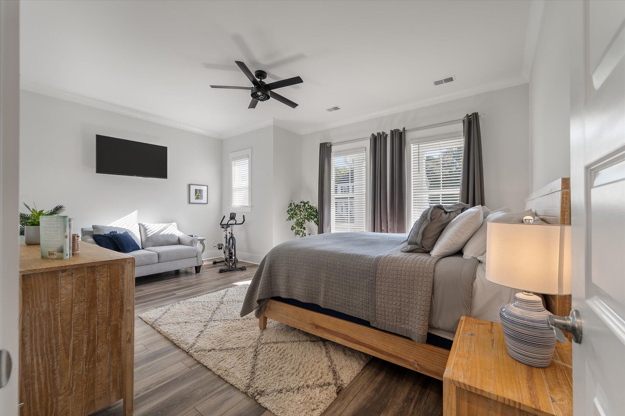 2412 Bent Oak Road Mount Pleasant, SC 29466 - Photo 26 of 58 Primary on Main Level