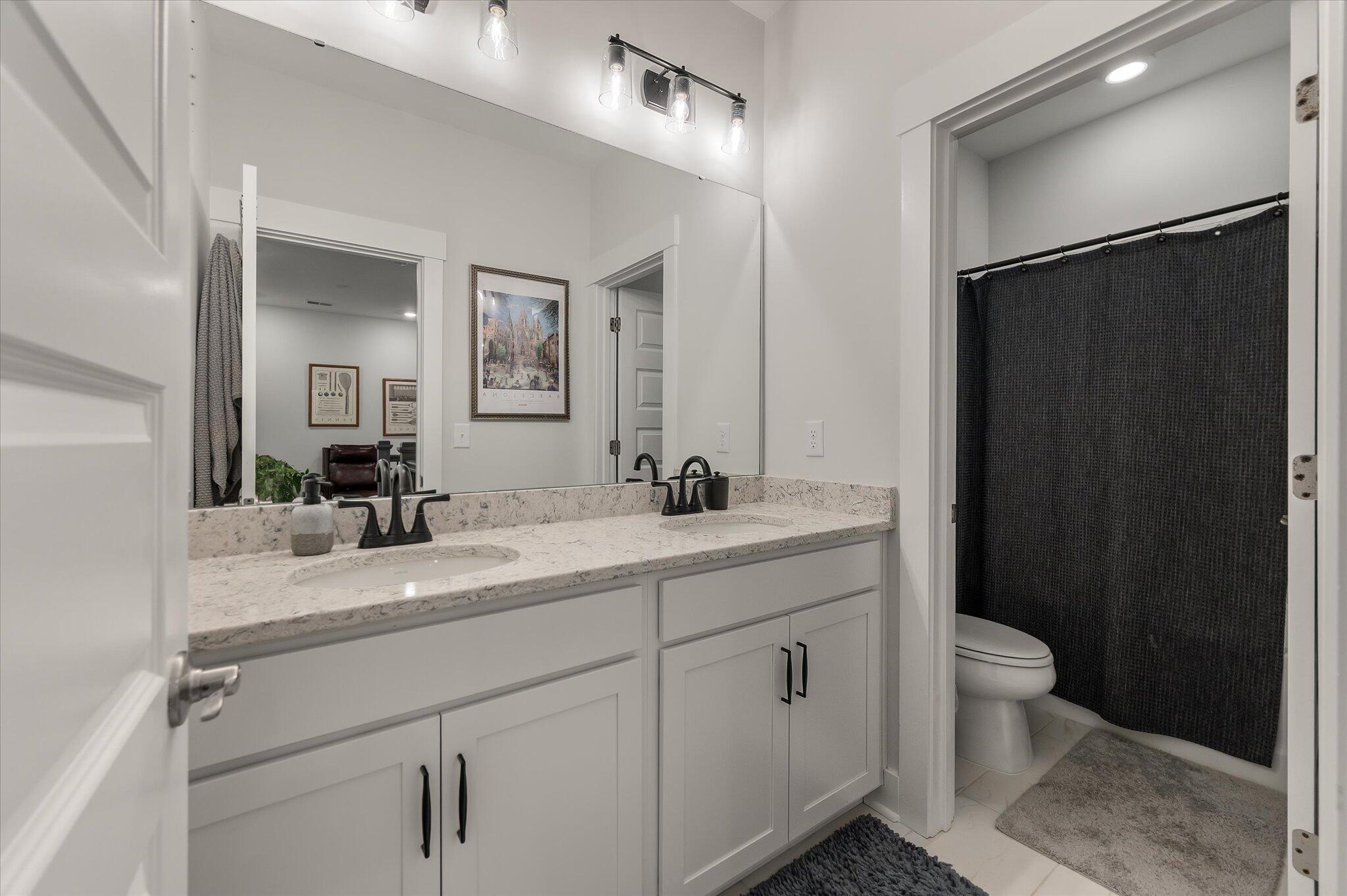 2412 Bent Oak Road Mount Pleasant, SC 29466 - Photo 36 of 58 Hall Bath