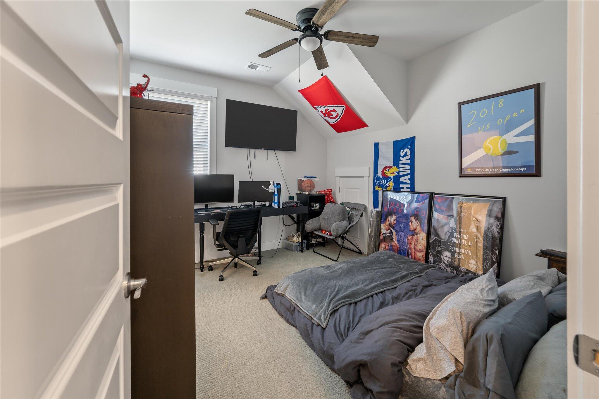 2412 Bent Oak Road Mount Pleasant, SC 29466 - Photo 37 of 58 Bedroom 4