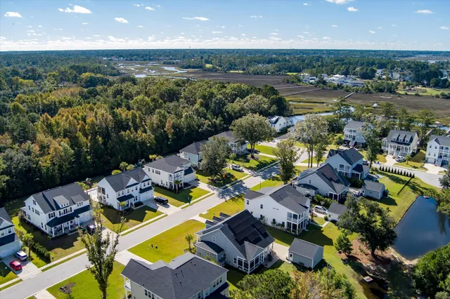 $1,120,000 | 2412 Bent Oak Road, Mount Pleasant, SC 29466