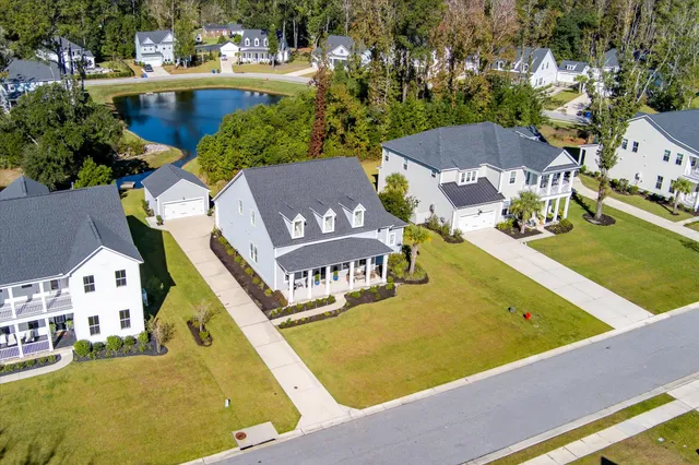 $1,120,000 | 2412 Bent Oak Road, Mount Pleasant, SC 29466