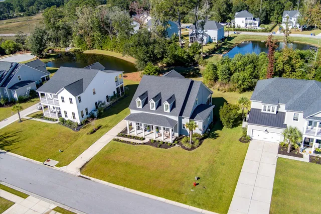 $1,120,000 | 2412 Bent Oak Road, Mount Pleasant, SC 29466