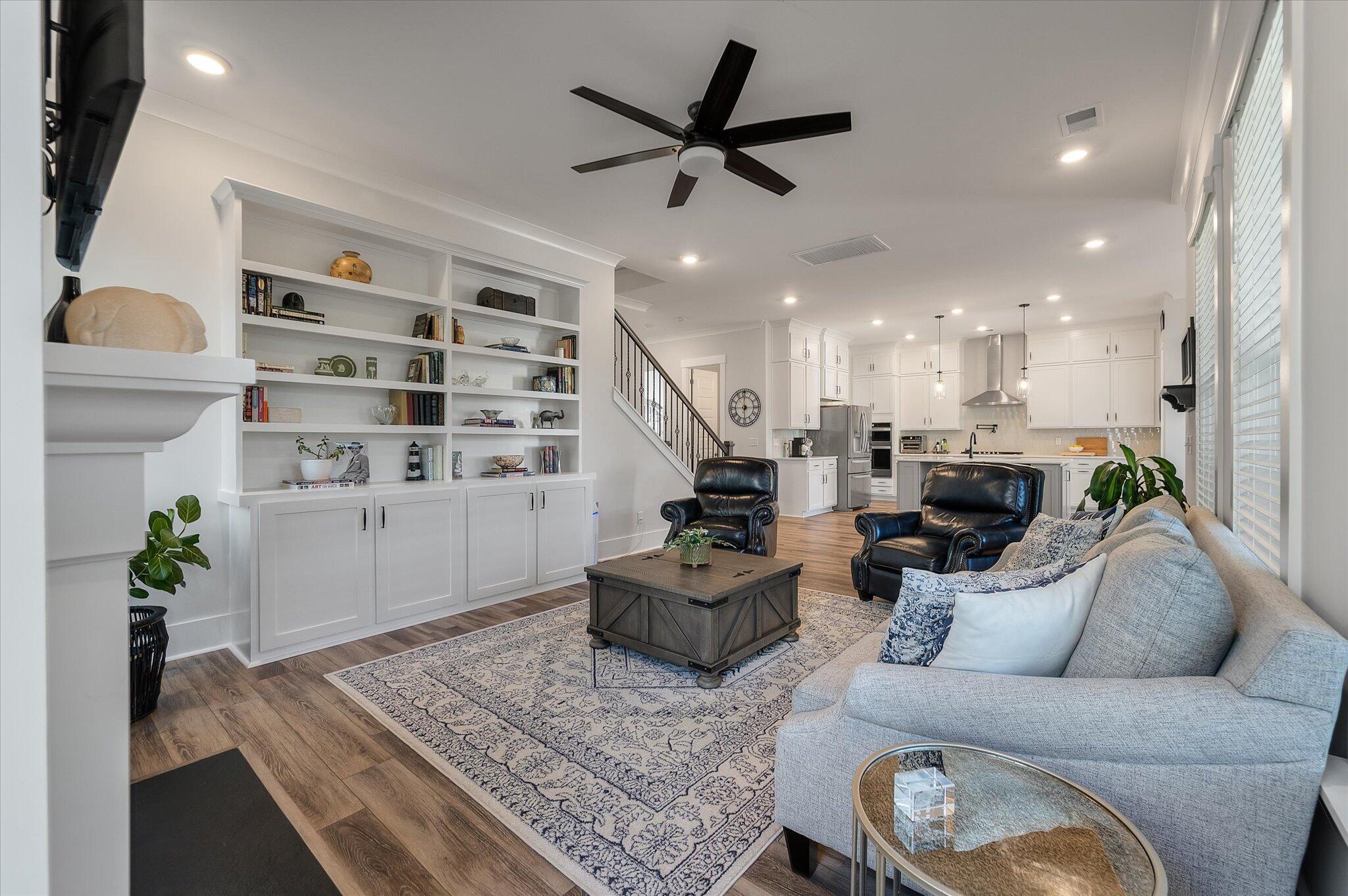 2412 Bent Oak Road Mount Pleasant, SC 29466 - Photo 9 of 58 Large Family Room