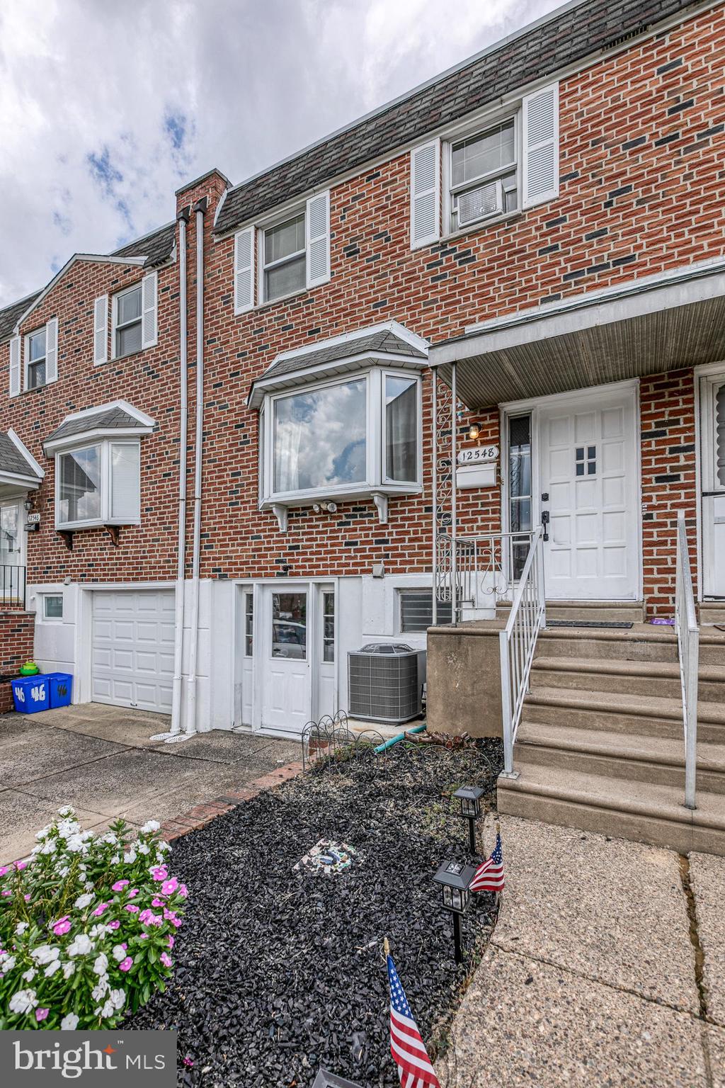 12548 Fedor Road Philadelphia, PA 19154 - Photo 2 of 36