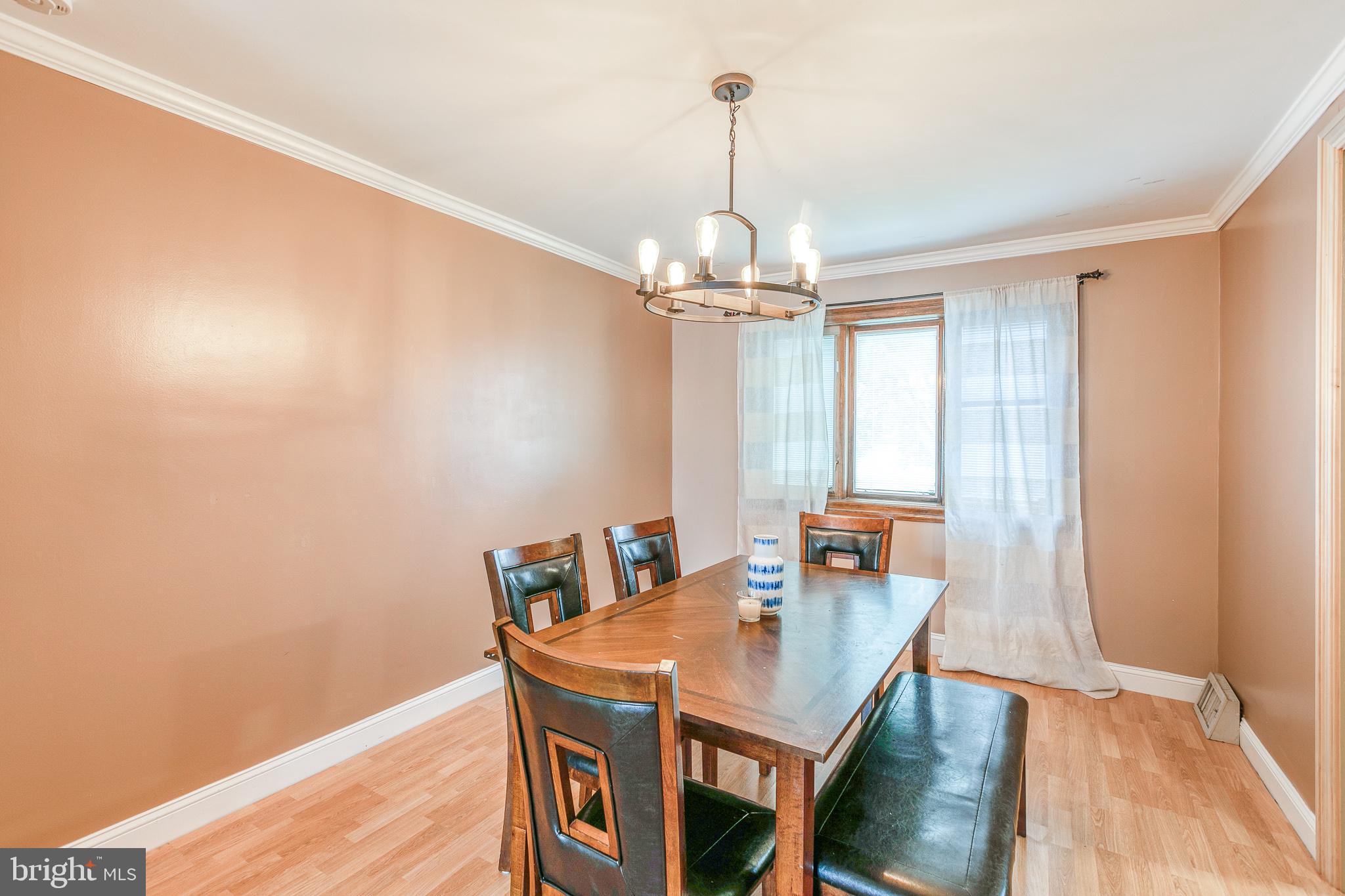 12548 Fedor Road Philadelphia, PA 19154 - Photo 11 of 36