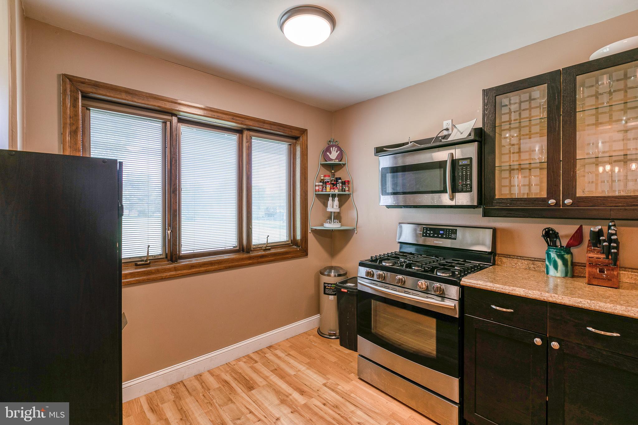 12548 Fedor Road Philadelphia, PA 19154 - Photo 12 of 36