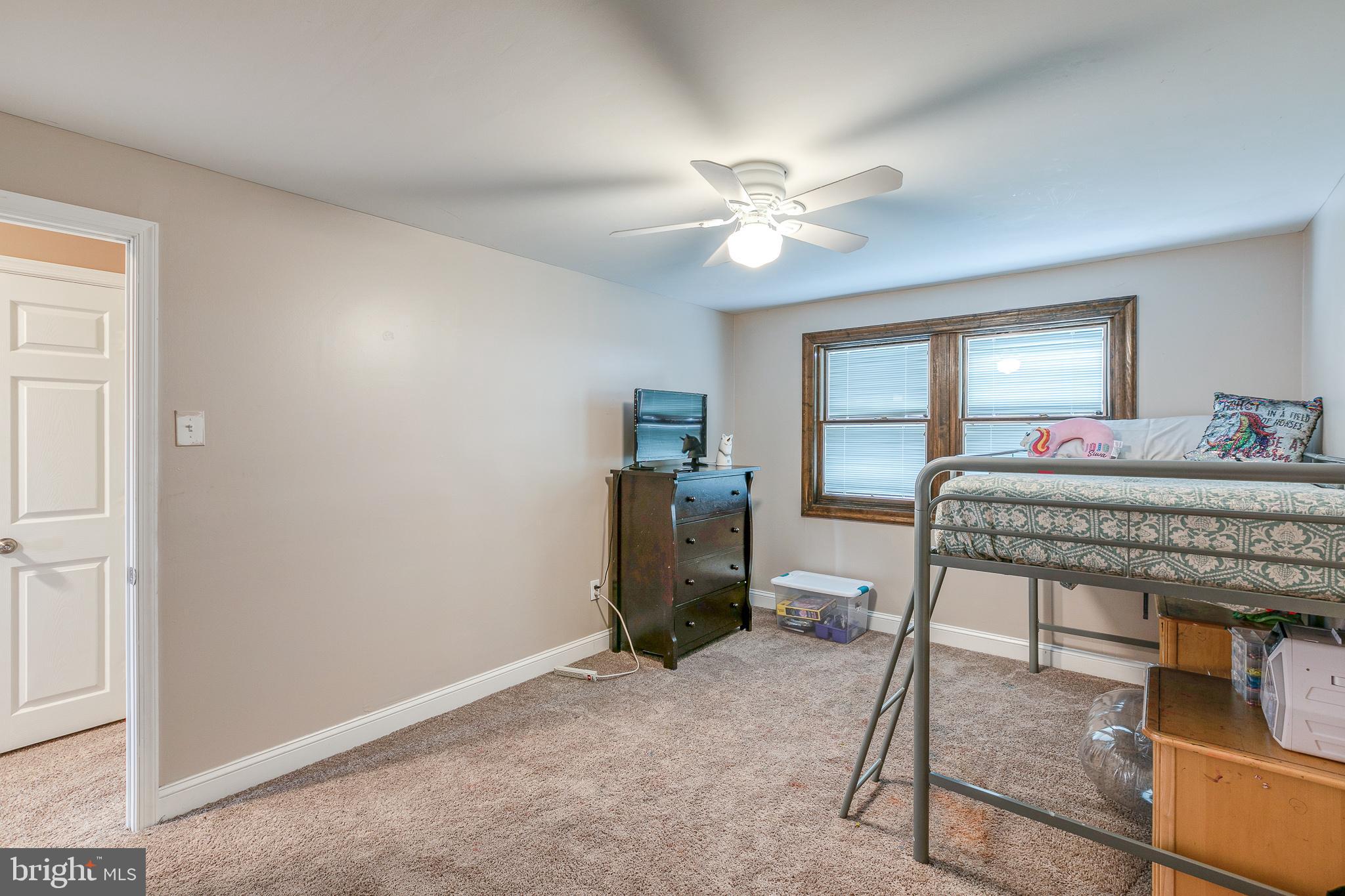 12548 Fedor Road Philadelphia, PA 19154 - Photo 27 of 36