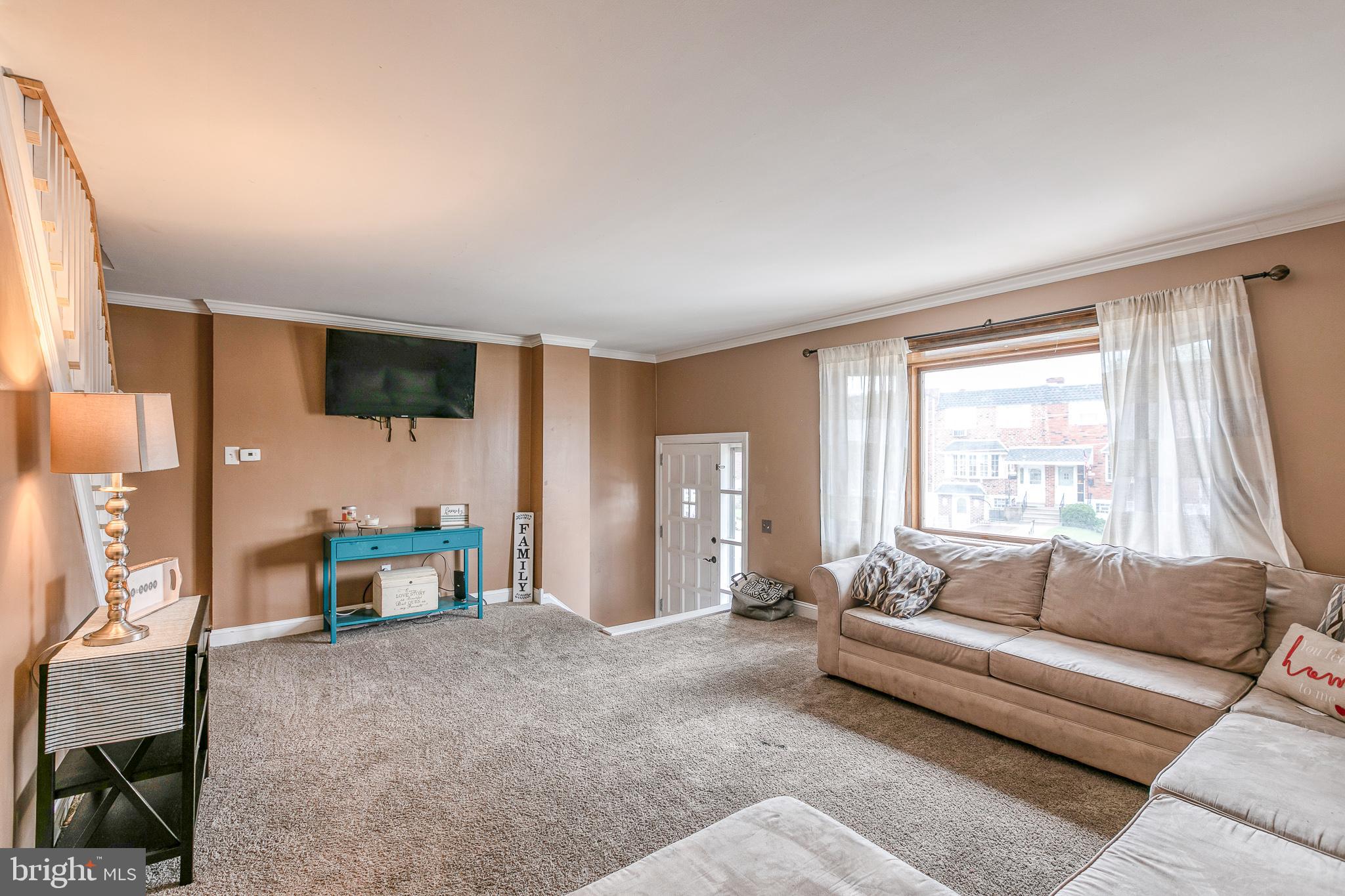 12548 Fedor Road Philadelphia, PA 19154 - Photo 7 of 36