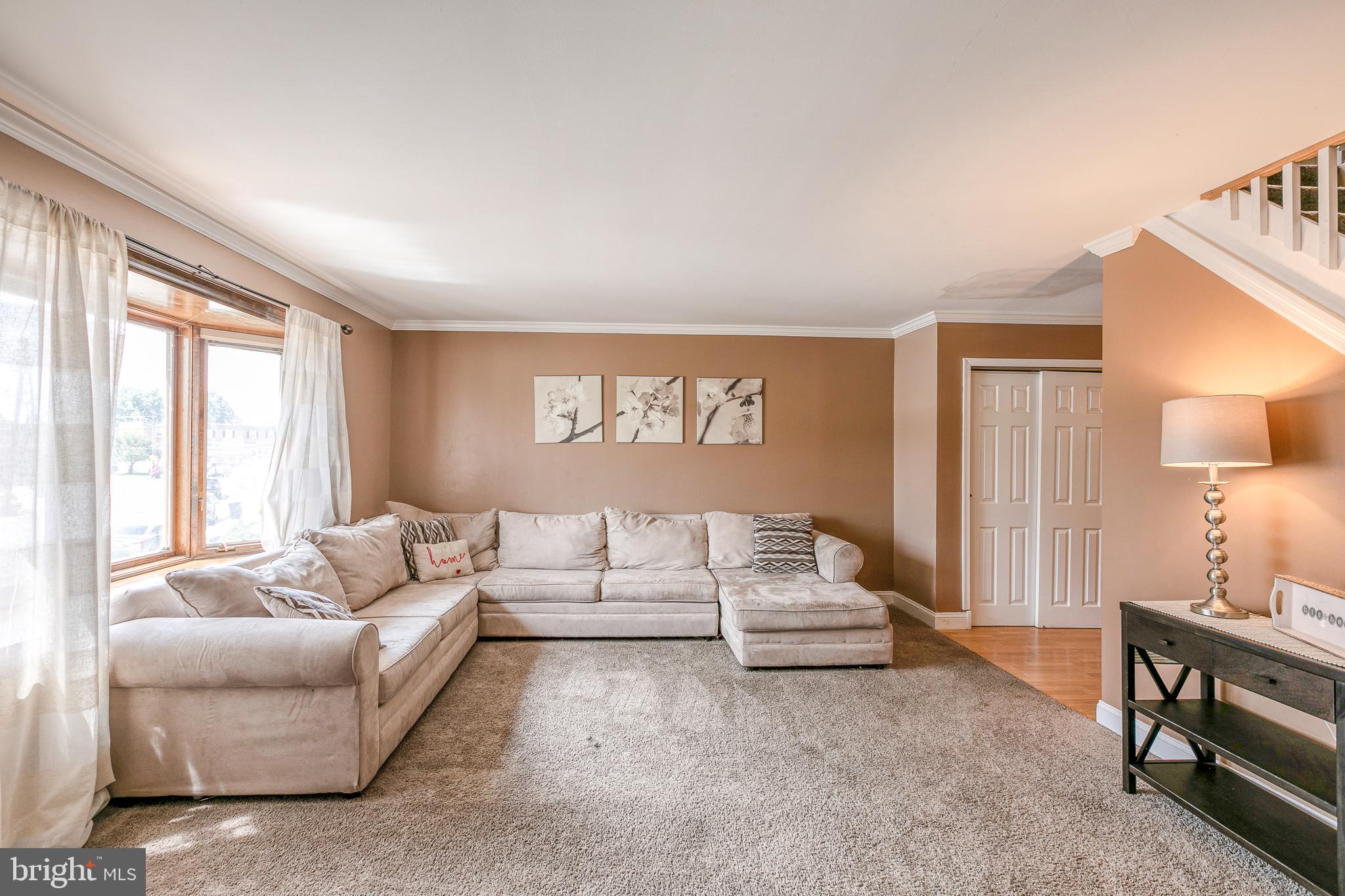 12548 Fedor Road Philadelphia, PA 19154 - Photo 8 of 36