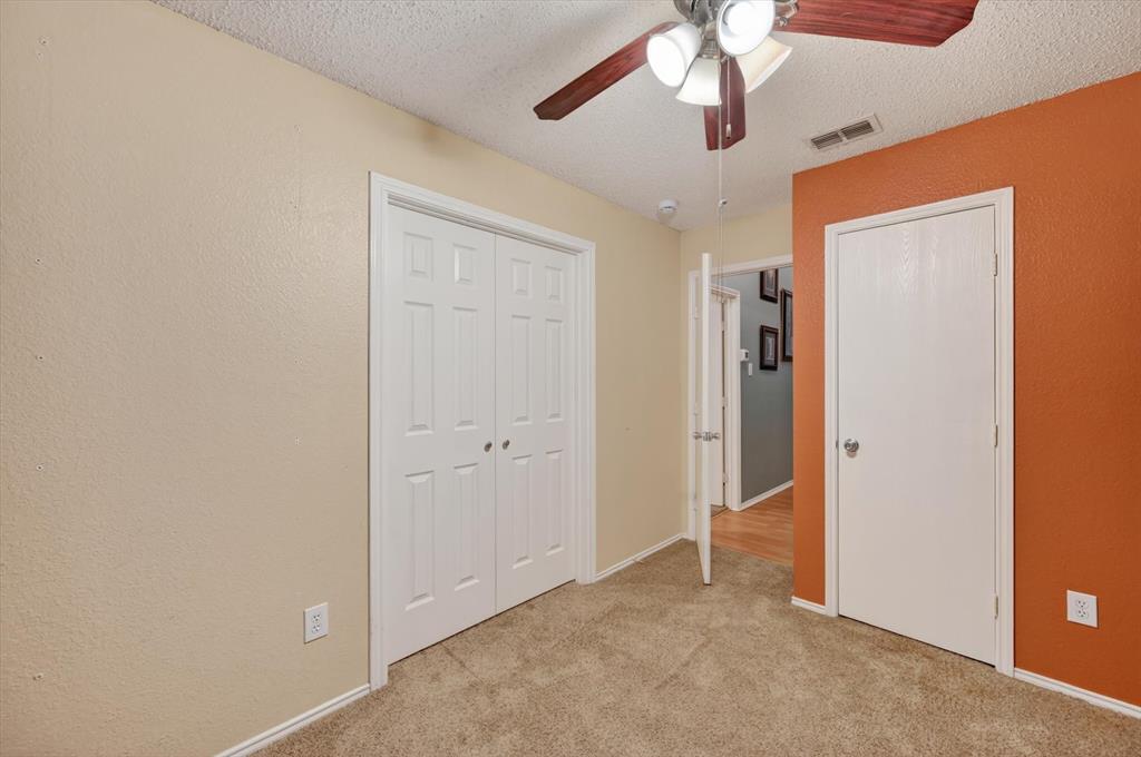 1001 Ridge Top Drive Burleson, TX 76028 - Photo 21 of 37