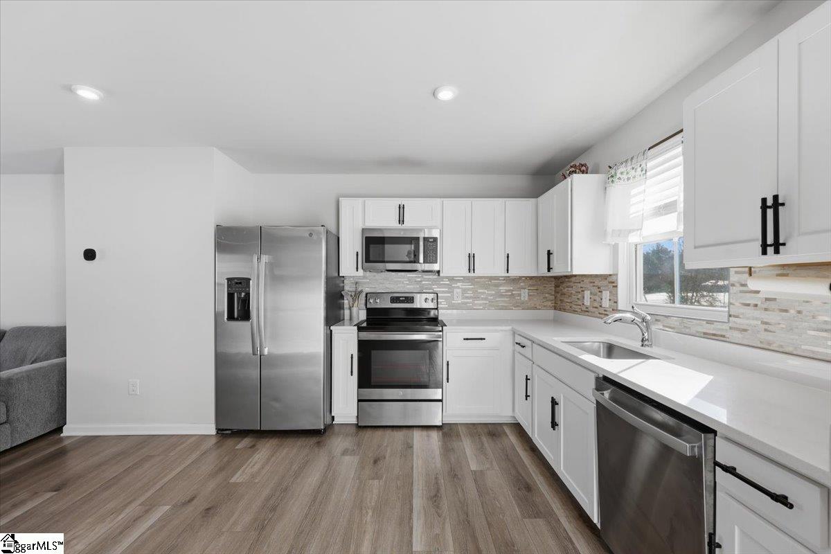 725 Bolsover Way Woodruff, SC 29388 - Photo 12 of 32