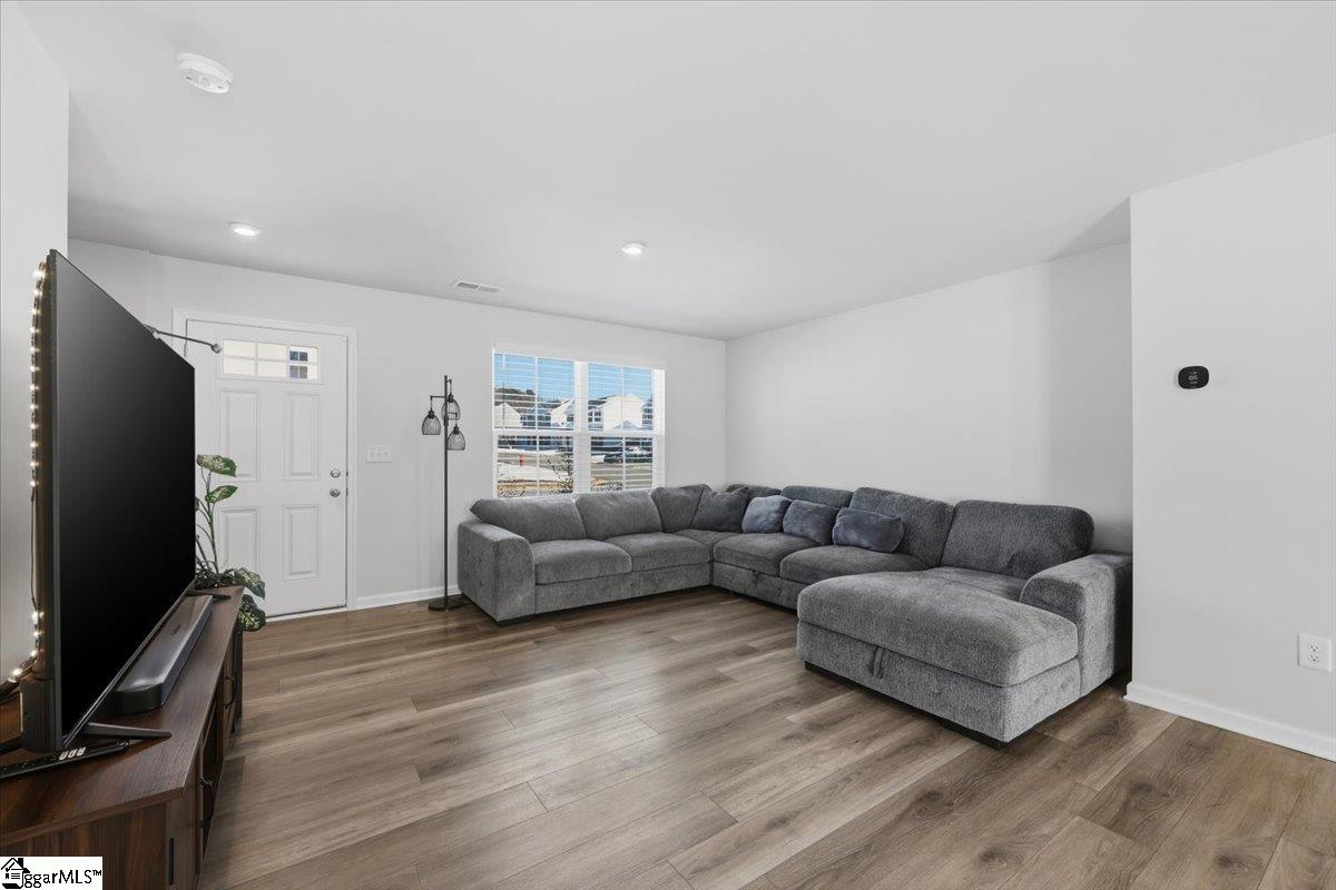 725 Bolsover Way Woodruff, SC 29388 - Photo 14 of 32