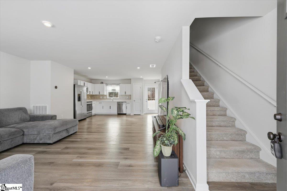 725 Bolsover Way Woodruff, SC 29388 - Photo 17 of 32