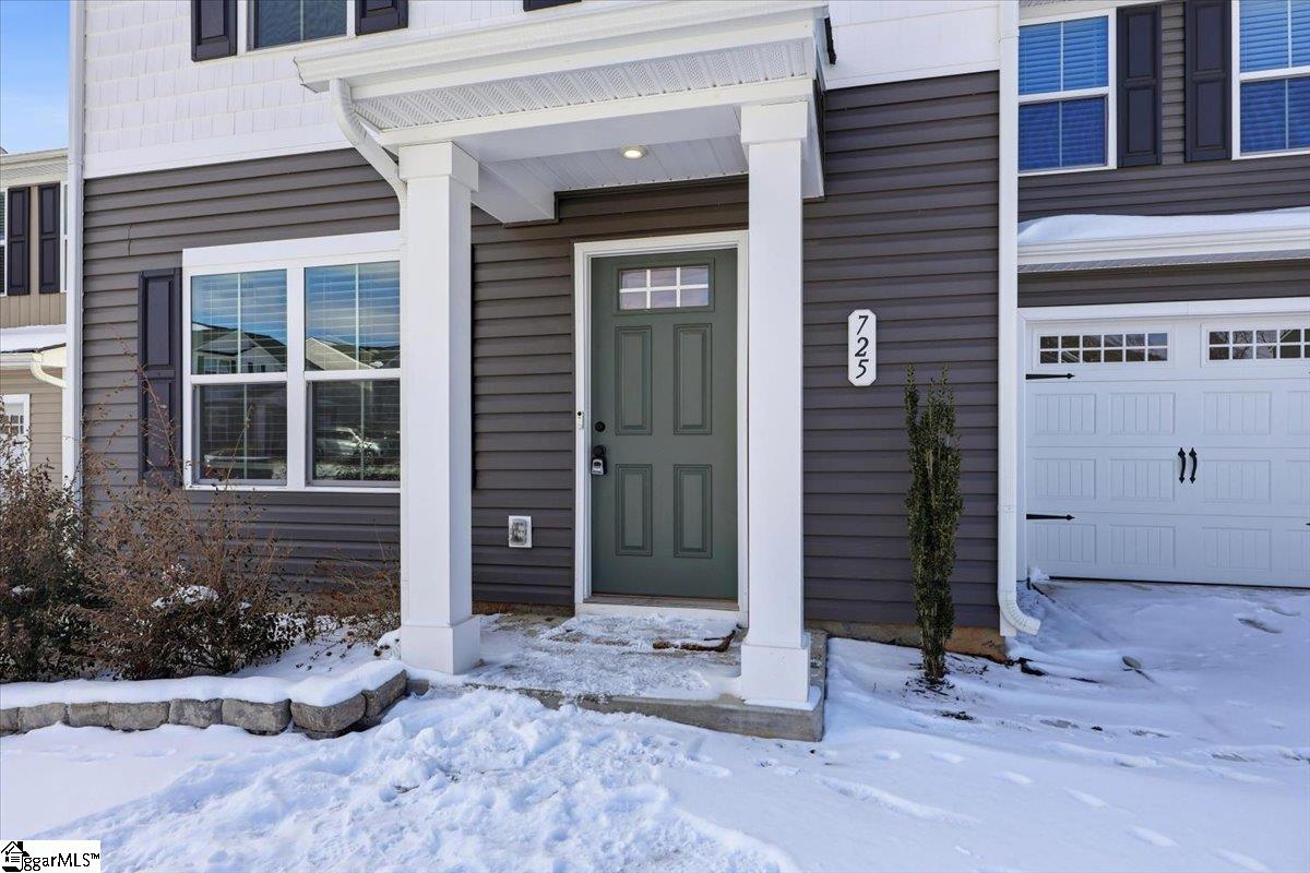 725 Bolsover Way Woodruff, SC 29388 - Photo 2 of 32