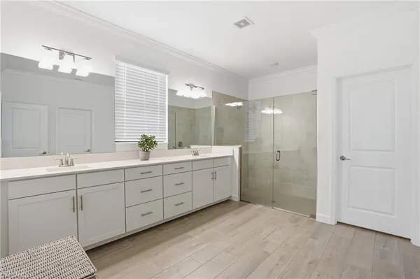 $659,999 | 20605 Greenwich Place, Estero, FL 33928