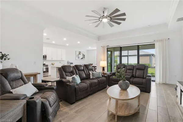 $659,999 | 20605 Greenwich Place, Estero, FL 33928