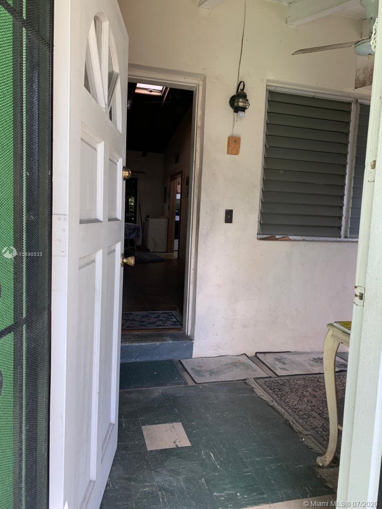 701 Tamiami Canal Road Miami, FL 33144 - Photo 2 of 13 a view of entryway