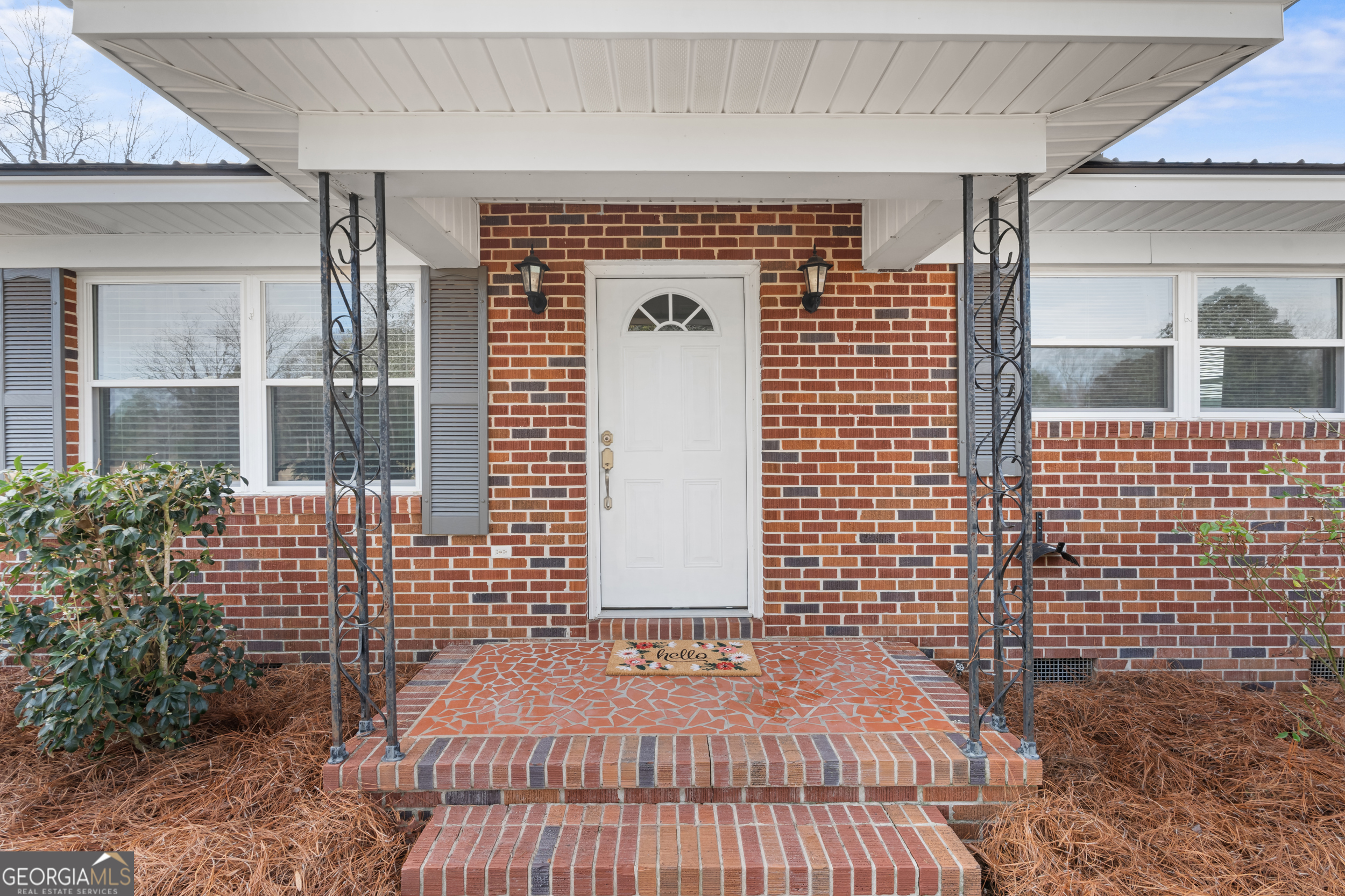 664 Boyd School Road Sylvania, GA 30467 - Photo 5 of 33 a view of front door of house