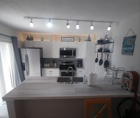 $2,300 | 3599 Southwest Sunset Trace Circle, Palm City, FL 34990