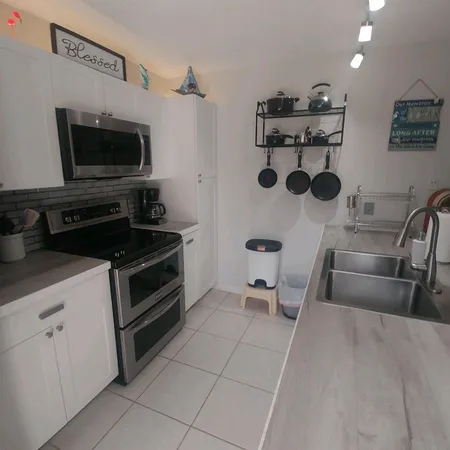 $2,300 | 3599 Southwest Sunset Trace Circle, Palm City, FL 34990